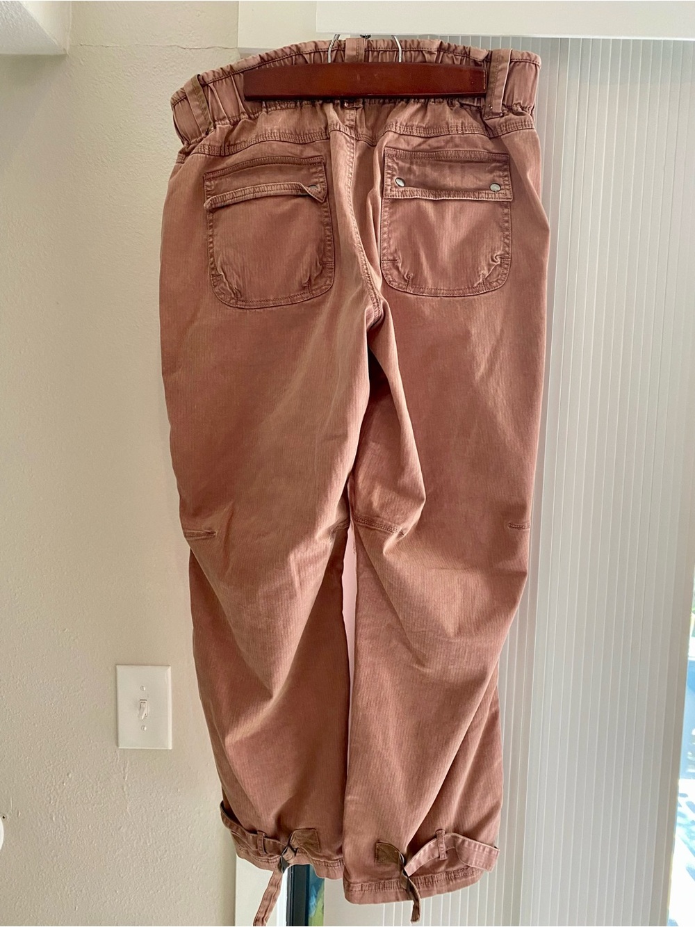 NWOT We The Free Mauve Utility Cargo Pants - these are THE CUTEST PANTS! - Picture 2 of 5